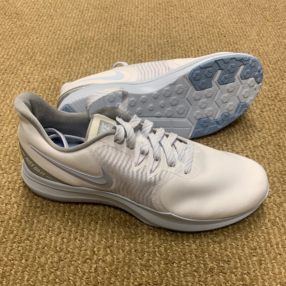 NWOT Nike Shoes